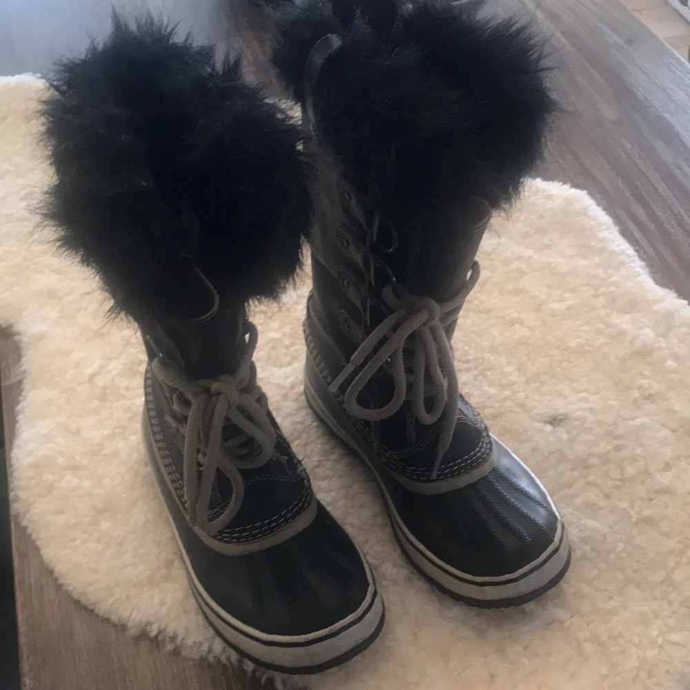 Sorel Joan of Arctic Holiday Edition